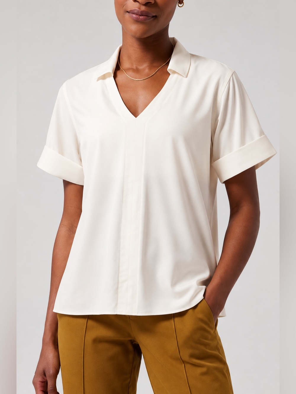 Athleta Northbound Top Cream Collared V-Neck Size L